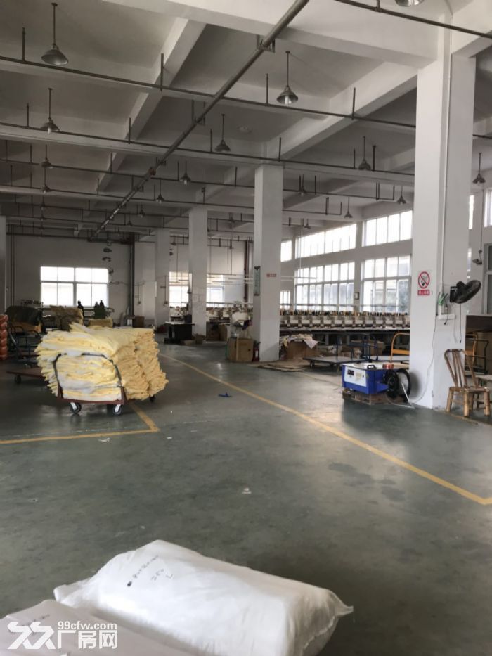 飞云工业区厂房2400平米出租适合五金机械汽摩配等-图1