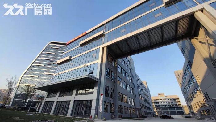 全新超大长厂房出租！商业中心位置，价格优惠！-图1