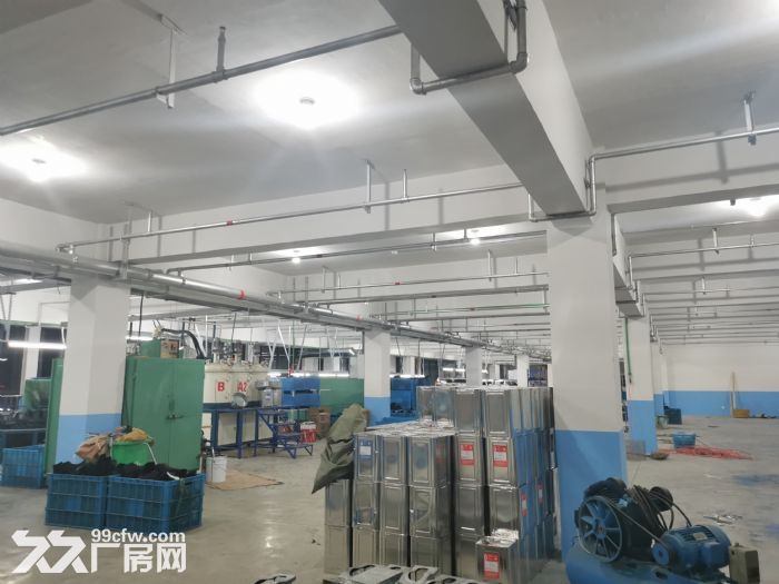 飞云全新厂房 每层2600平方 190元-图1