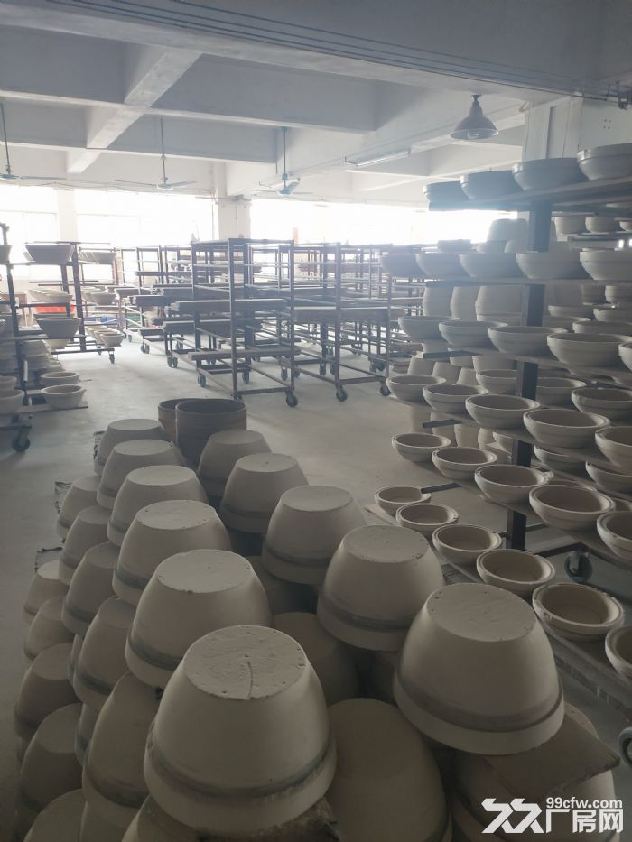 枫溪区前进附近陶瓷厂房1万平方左右出租，陶瓷生产设备全-图4