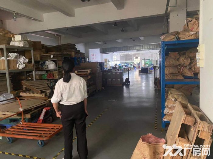 凤岗雁田楼上精装修带办公室厂房出租1000平 拎包即可生产-图4