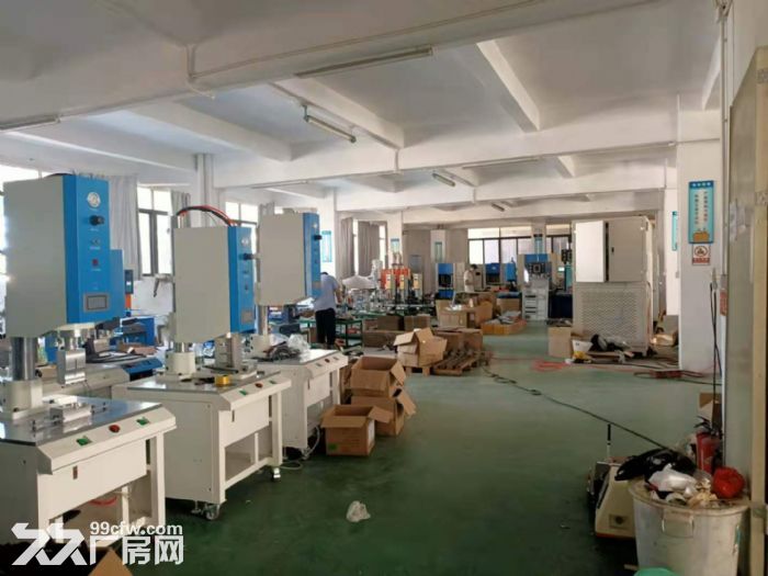 凤岗凤德岭楼上厂房出租1400平 自动化设备 五金加工 毛刷-图3