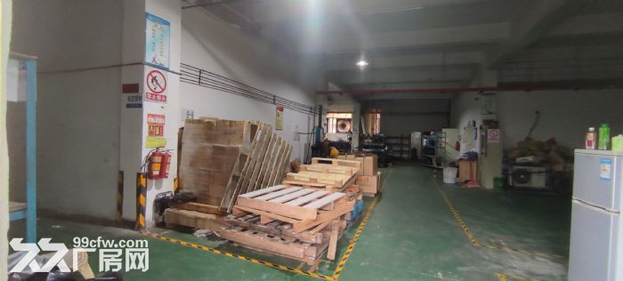 主干道旁，凤岗雁田楼上整层1600平方厂房出租 周边好招工-图3