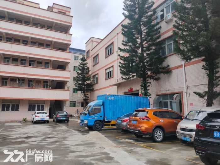 凤岗带办公室楼上厂房出租600平 空地大好停车 公摊小-图1