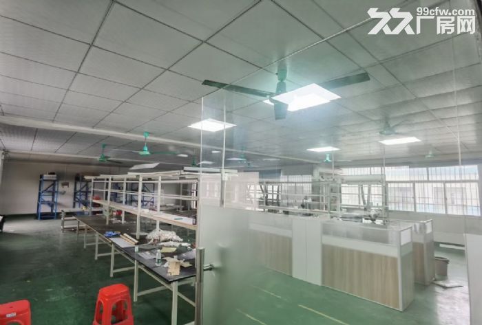 凤岗官井头楼上实际面积厂房出租800平 租11元 适合各行业-图1