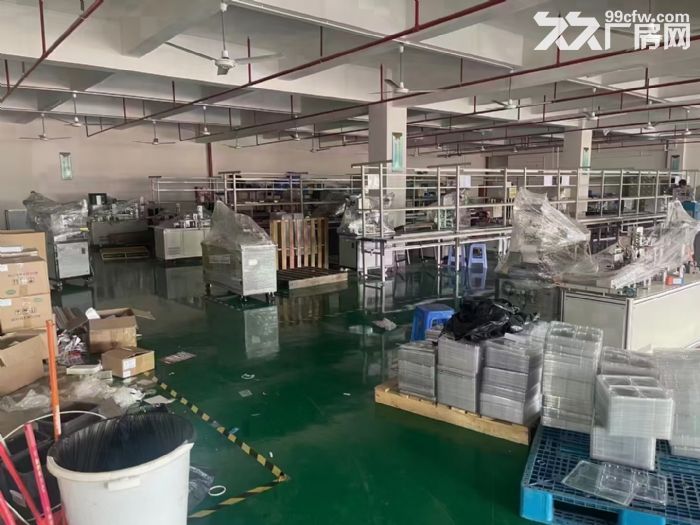 凤岗工业区空出楼上新厂房2600平方，全新地坪漆带装修-图2