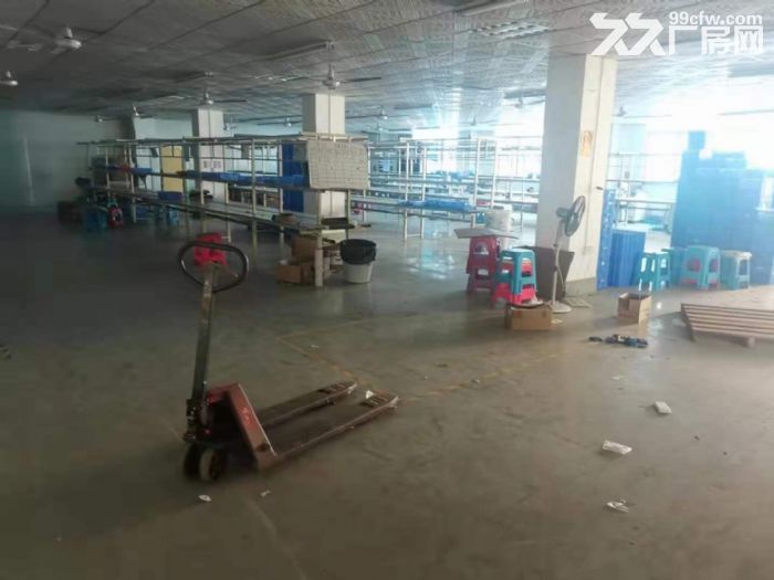 凤岗油甘埔三楼厂房出租1400平 有办公室装修 车间吊顶-图5