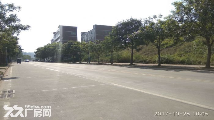 东莞市黄江镇７４００平方米八楼厂房出租 16元/平方米-图1