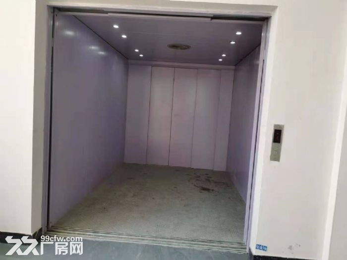 凤岗近深圳楼上全新厂房出租800平 电子 纸箱 加工 毛刷-图3
