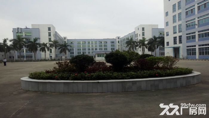 东莞市凤岗镇７４００平方米八楼厂房出租-图2