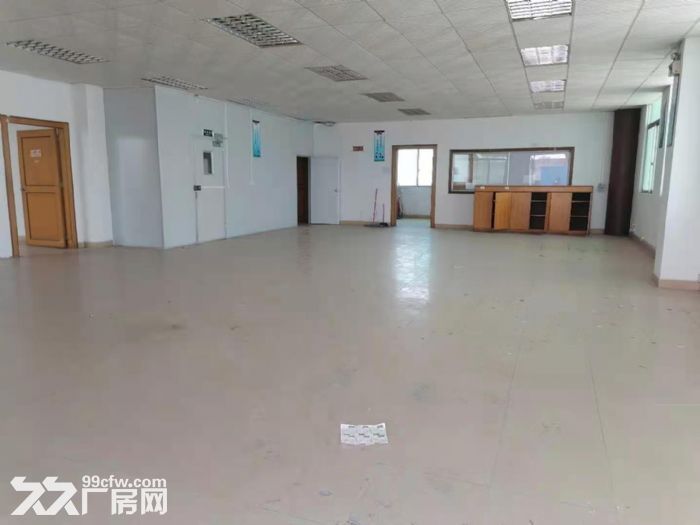 油甘埔楼上适电商贸易 小加工 电子 手袋厂房出租500平-图1