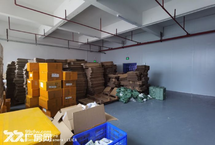 凤岗组装加工电子厂房出租二楼900平米 带流水线台 带货梯-图3