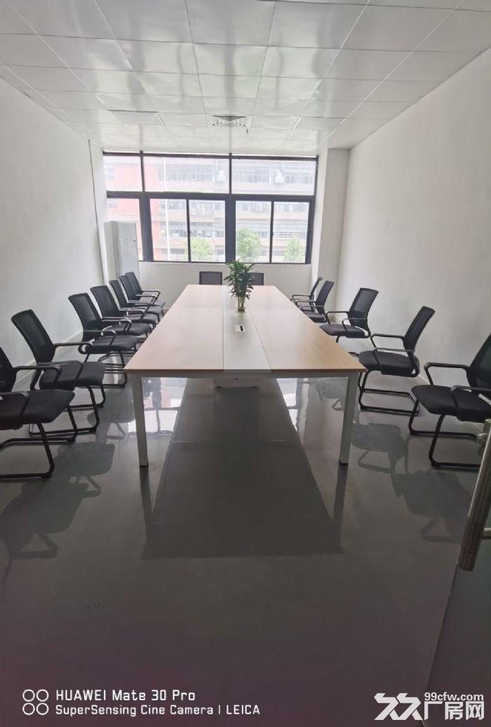 凤岗组装加工电子厂房出租二楼900平米 带流水线台 带货梯-图4