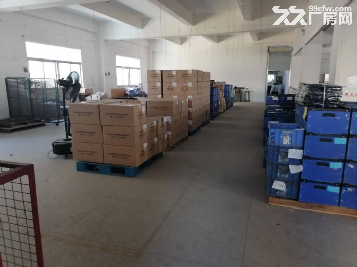 好招工 雁田布心精博工业园旁边，三楼厂房分租800平 无公摊-图2