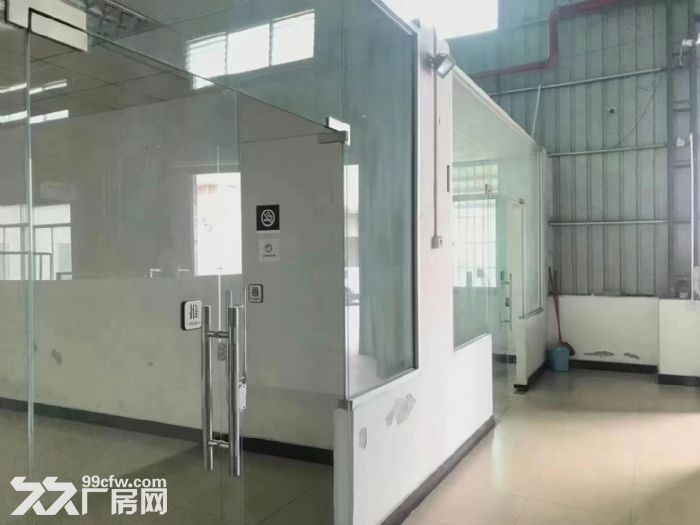 清溪展柜家具 注塑模具 钣金设备机械钢构厂房1200平方出租-图2