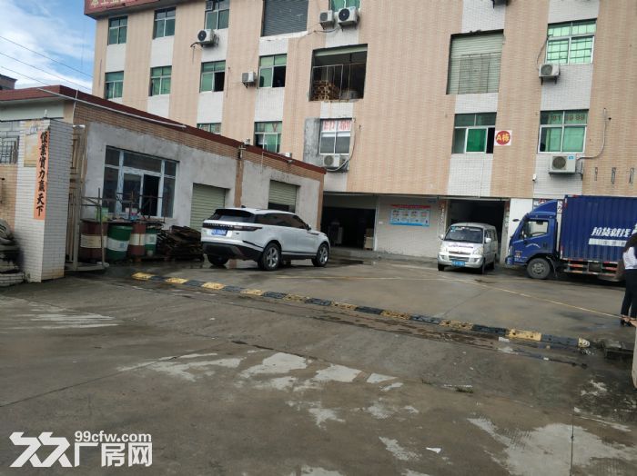 （凤岗靠近沙岭车站）雁田水贝工业区带瓷砖楼上出租450平方-图1