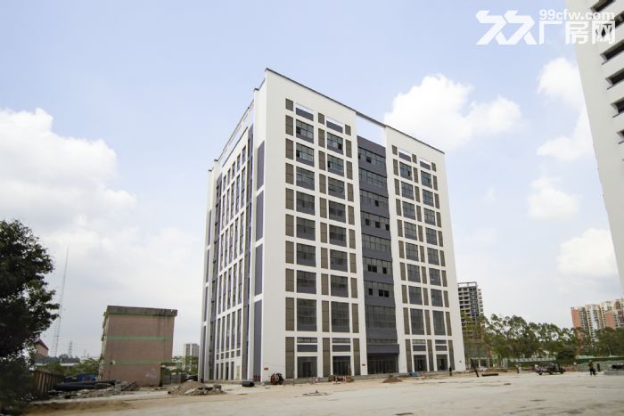 黄江田心村2260平米全新办公厂房业主直租，送地坪漆可分租1000平米-图1