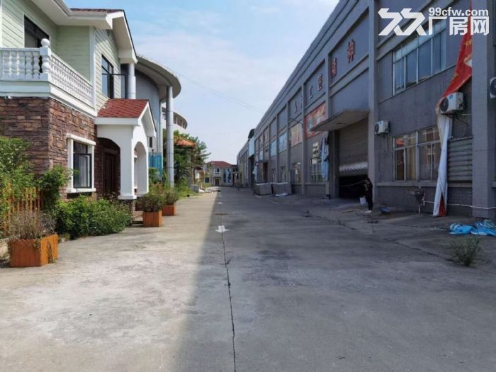 佛山市三水区白坭镇高速出口南丰大道边进入1000米处厂房面积为9500平方米-图2