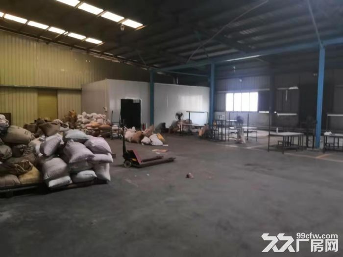 江门台山台城现成塑胶玩具配件厂房出租配套齐全2000平方-图3