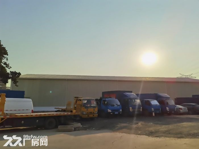南山区西丽杨门附近钢构7000平方 租金42 水滴8米-图1