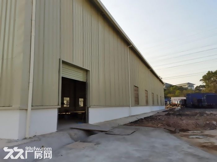 南山区西丽杨门附近钢构7000平方 租金42 水滴8米-图4