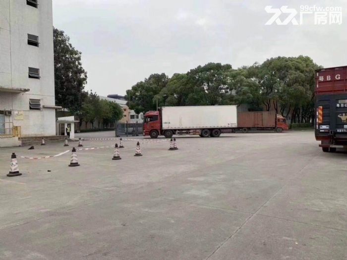 宝龙新出原房东单一层厂房7800平出租带卸货平台-图1