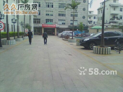 龙岗工业区1000楼上分租厂房-图1