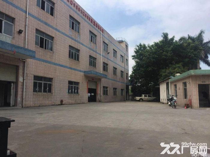 横岗地铁站附近厂房一楼650平方 招工方便-图1