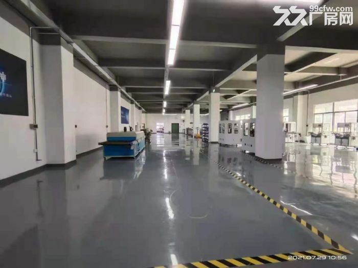 深圳龙华大浪新出一楼700平厂房出租-图1