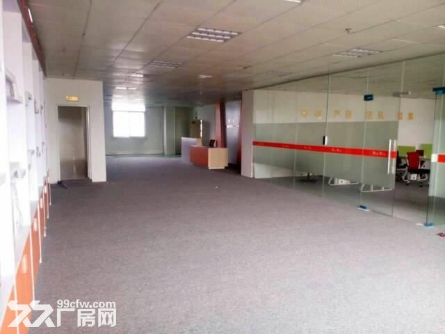 横岗塘坑工业区3楼精装修厂房650平出租-图1