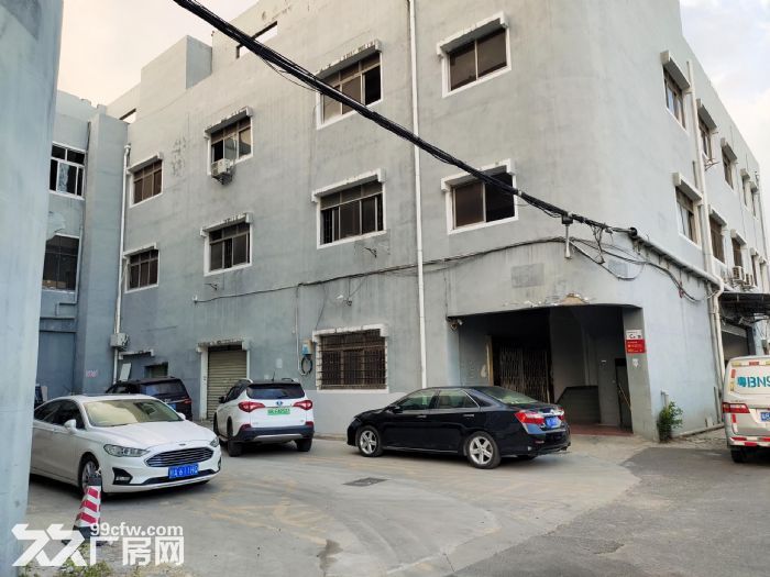 龙岗区上李朗方鑫路20号莱茵工业区楼上290平红本才厂房出租-图1