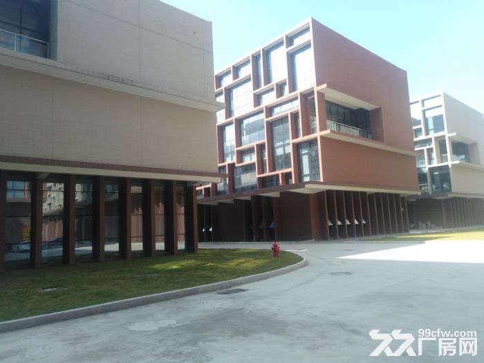 专业代理珠海市香洲 南屏 金湾 斗门 金鼎 工业厂房仓库办公室出租-图2