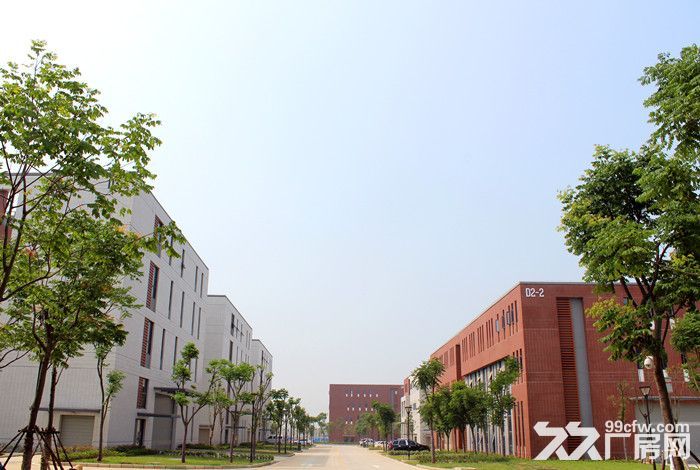 光谷 地铁11号线 独栋 9成新厂房出租-图3