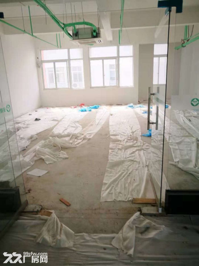 1220平简单装修 配有中央空调  可享受政府补助  直租 可注册-图6