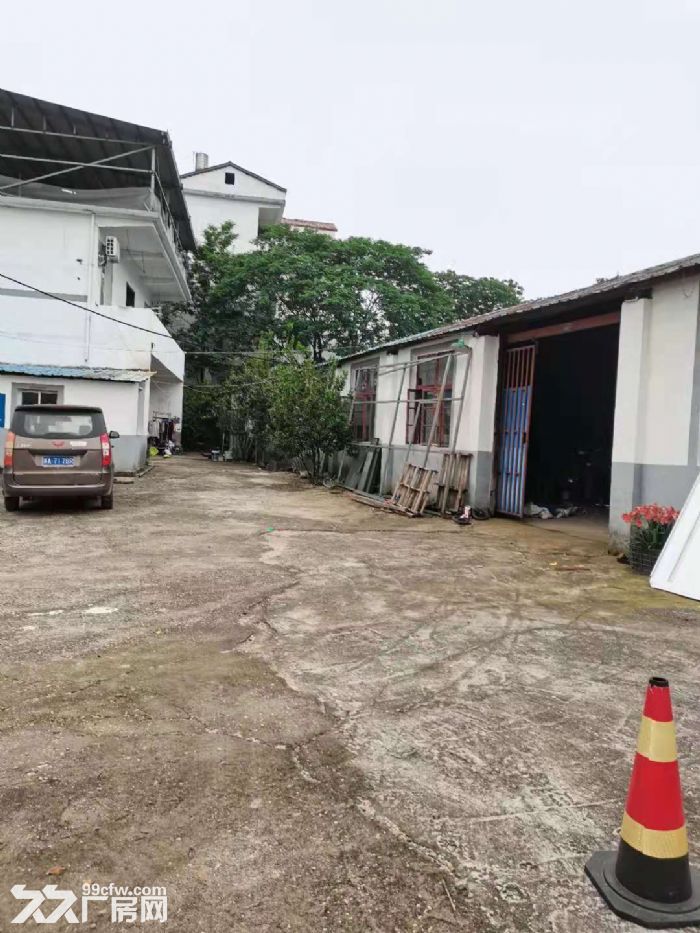 小蓝工业区 玉沙村900平厂房260平两层宿舍400平空地-图2