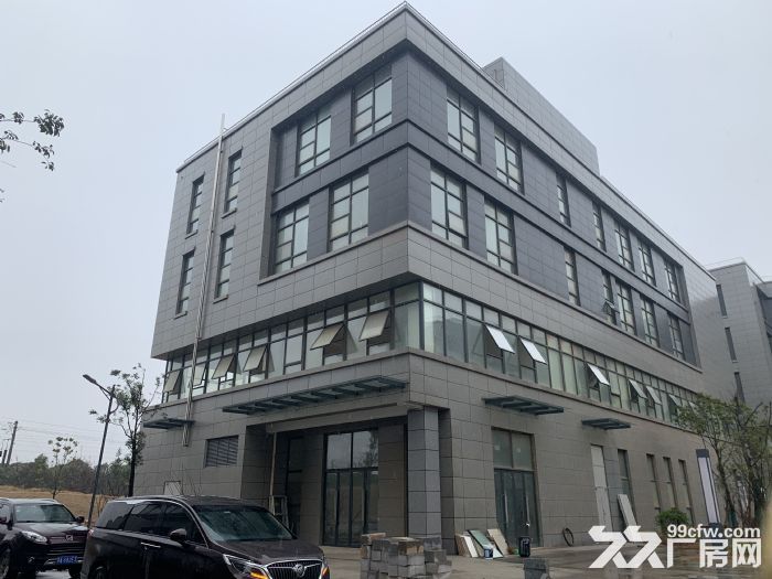 位于地铁四号线旁4层独栋厂房，1−2楼出租或合作，3−4楼自用。-图1