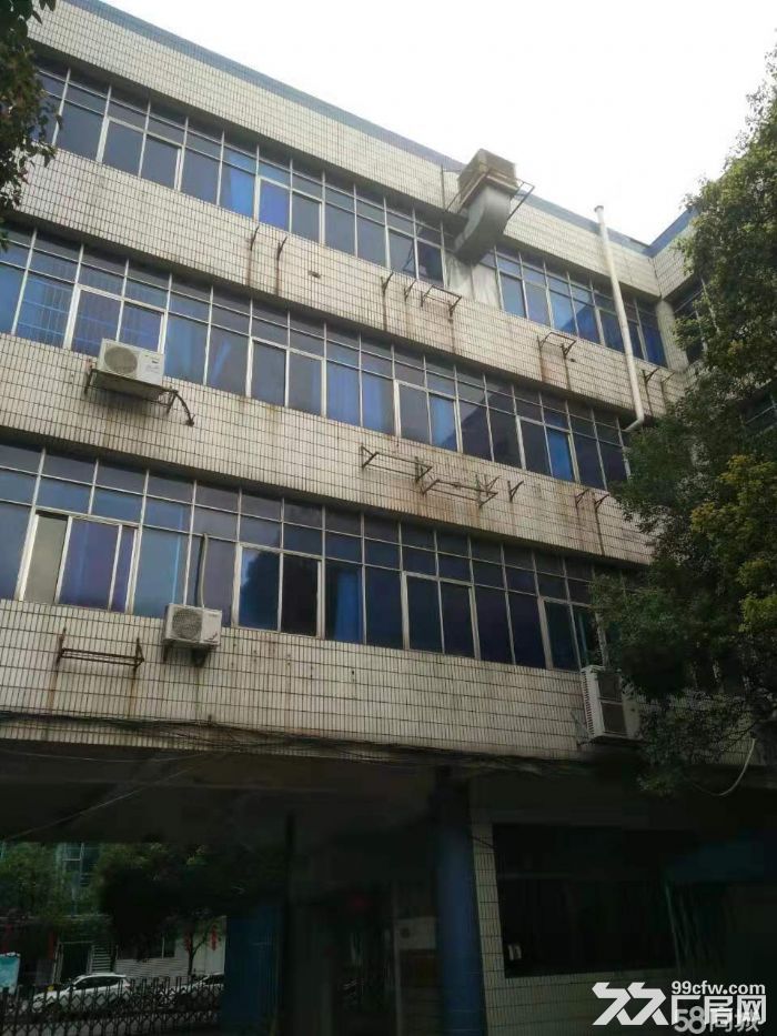 3号地铁口优质厂房招租-图1