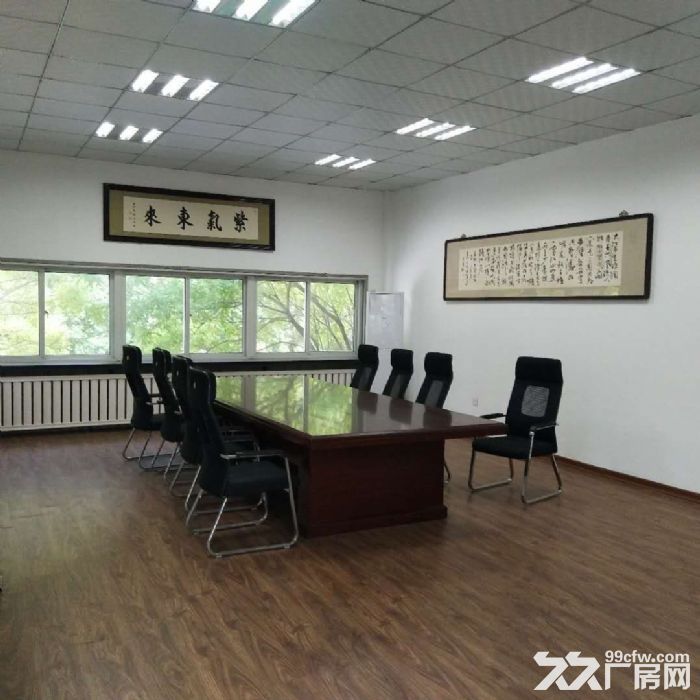 沈北辉山大街附近2300平厂房出租，举架9.2米，吊车4台，电260，精装办公-图2