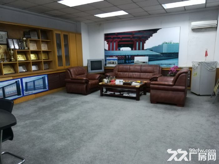 铁西经济开发区沈辽路旁办公楼出租1600平四层，举架4米，有动力电有手续水，有手-图3