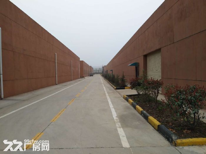 西安市环山路边1000平米标准厂房出租18元/月-图2