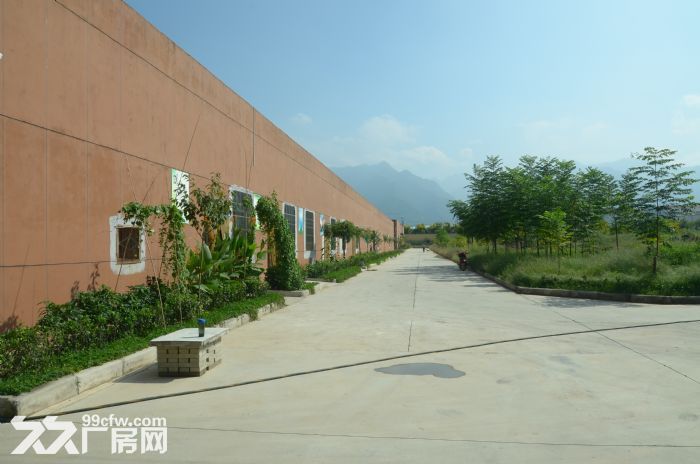西安市环山路边1000平米标准厂房出租18元/月-图6