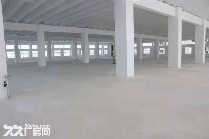草滩六路平厂房带办公位置好租金低！1层1800平2层1800平-图1