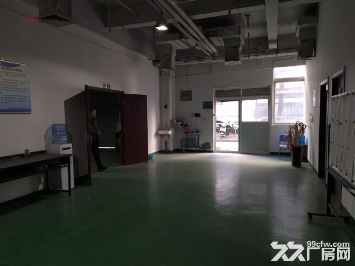 出租高新区科技四路西段纯一楼260平一平45元 有钥匙-图2