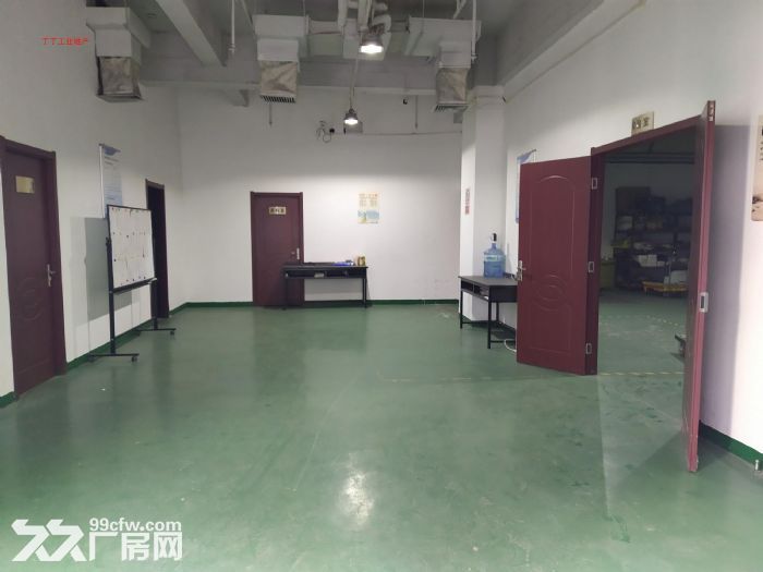 出租高新区科技四路西段纯一楼260平一平45元 有钥匙-图5