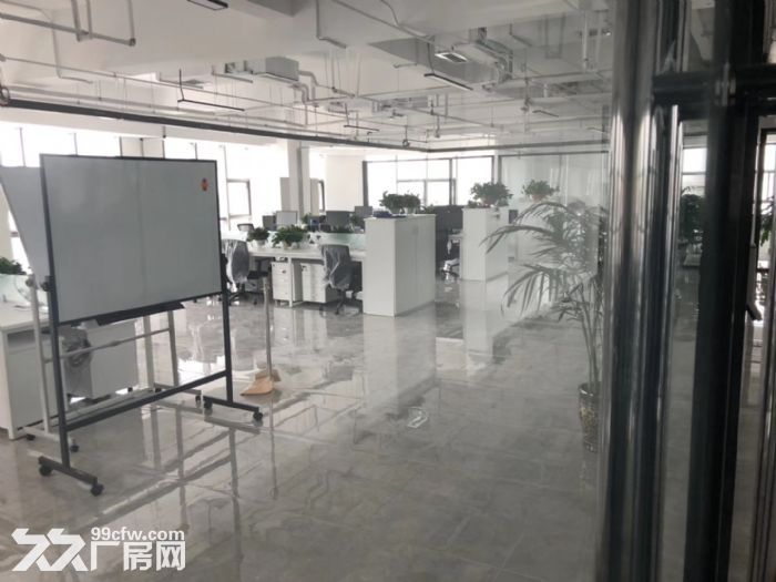 地铁口126平+4面彩光+车位充足 交通便捷（甲方直租）-图1